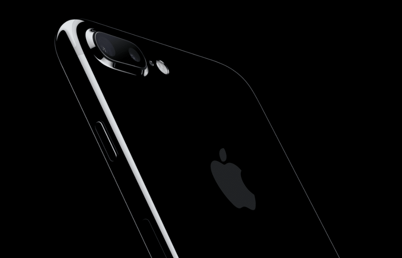 IPhone 7 plus auf schwarzem Grund