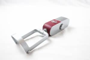 Blue Microphones Raspberry mit ausgeklapptem Standfuß