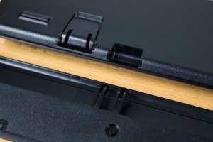 Corsair K70 Lux RGB Aufsteller & Handballenauflage