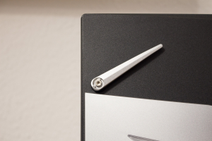 Eingeklappte Headset-Halterung