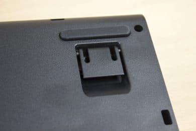 Eingeklappter Standfuß