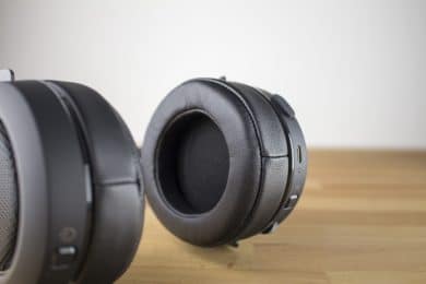 Corsair HS70 Ohrmuschel