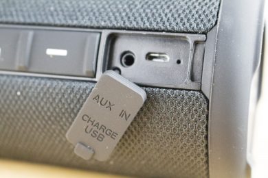 PEAQ PPA40BT-B - offene Klappe