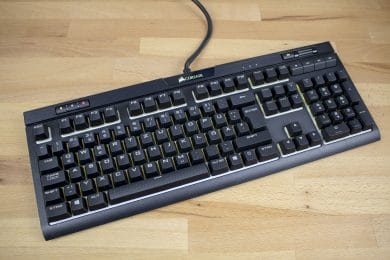 Corsair Strafe RGB MK.2 ohne Handballenauflage