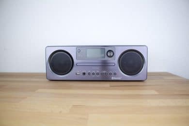 PEAQ PDR 350BT-B Vorderseite