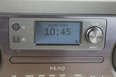 Anzeige von Uhrzeit und Datum