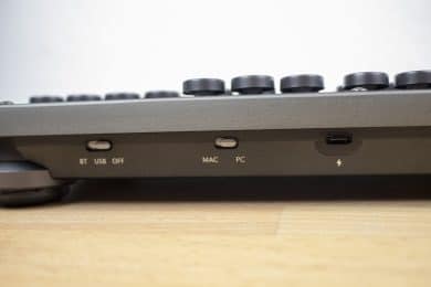 Anschluss und Umschalttasten