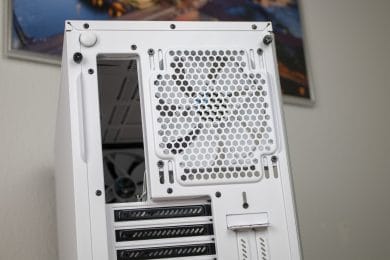 Lüftergitter mit vormontiertem Lüfter