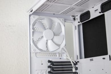 Vormontierter Hecklüfter