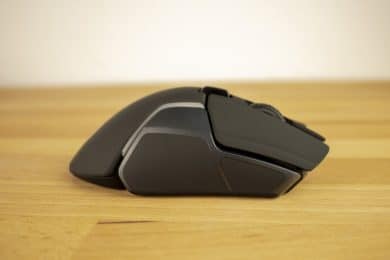 Die Rival 650 Wireless von rechts