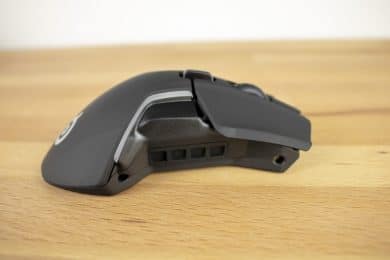 Die rechte Seite der geöffneten Maus