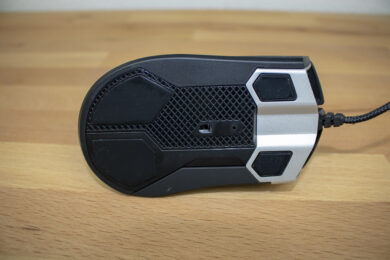 Glaive RGB mit vier Mausfüßen