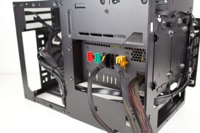 Eingebautes Netzteil