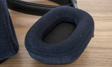 Corsair HS80 RGB Wireless