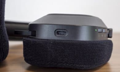 Corsair HS80 RGB Wireless