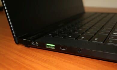 Razer Blade 14 Anschlüsse linke Seite