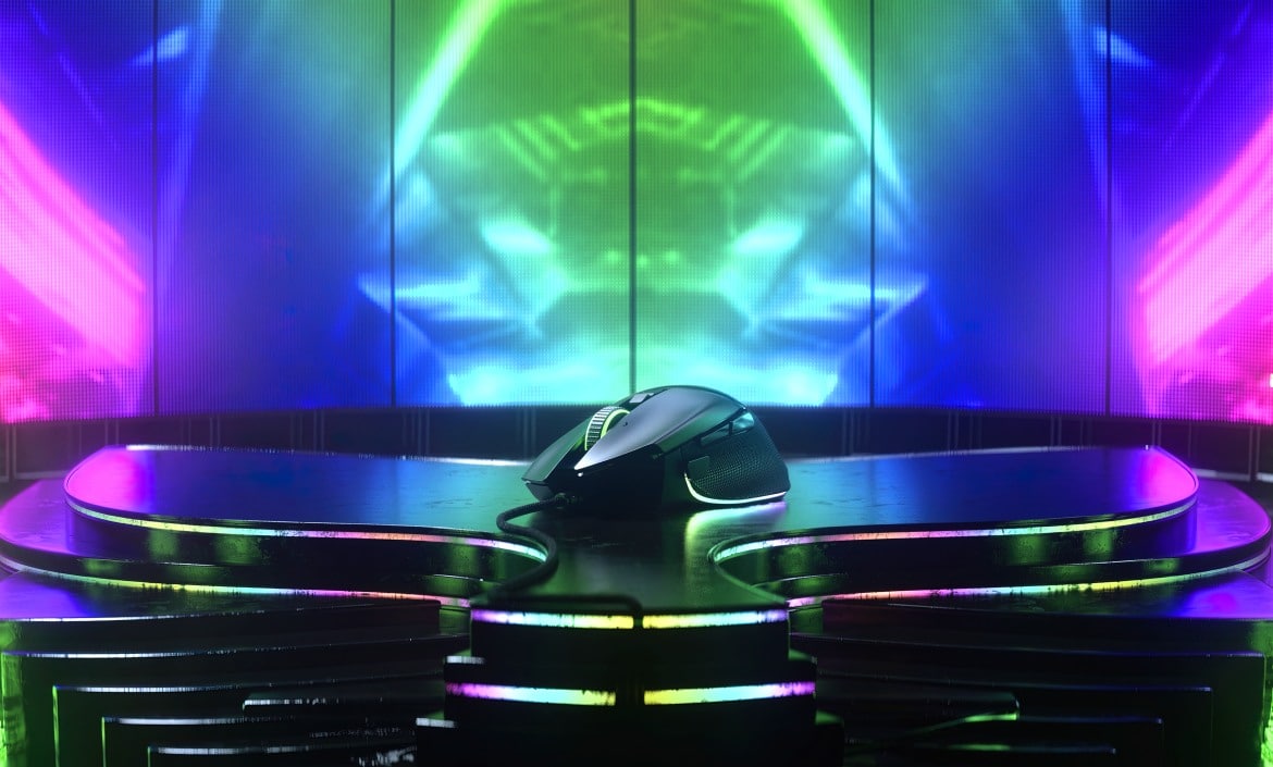 Razer Basilisk V3 Gaming-Maus mit 11 programmierbaren Tasten und innovativem HyperScroll Tilt Wheel