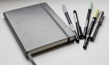 Journal - Quelle: pixabay.com Nutzer: rayedigitaldesigns