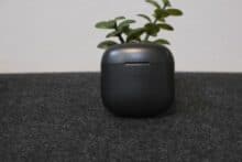 Mobvoi Earbuds ANC Ladecase stehend