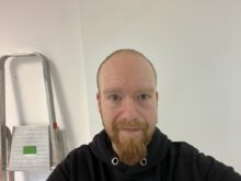 Akaso Brave 8 vs iPhone 13 Pro