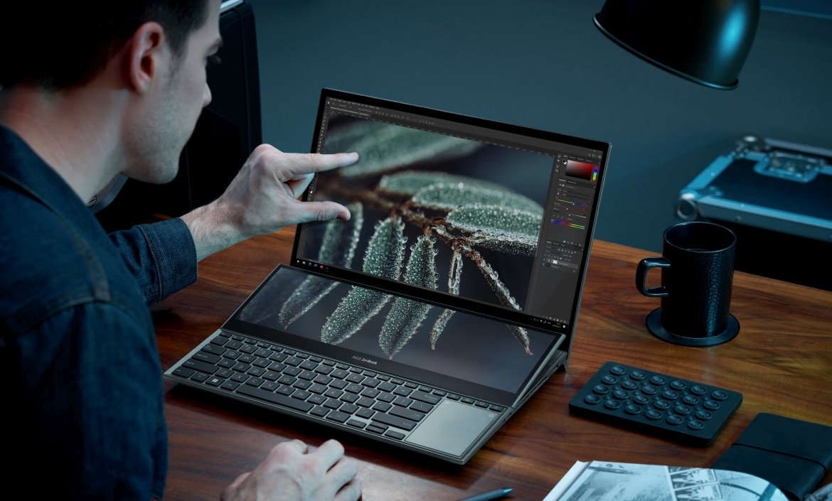 ASUS Zenbook Pro Duo 15 OLED