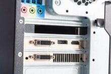 Rückseite eines Rechners mit MB839SP-B