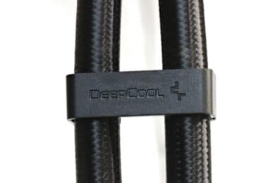 Deepcool LS720 Schlauchhalterung