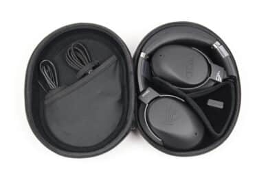 ROG Strix Go BT in Transportschale