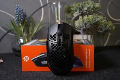 SteelSeries Aerox 5 Wireless Design