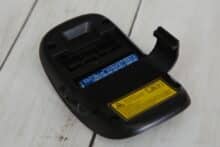 AAA-Batterie in den Laserpointer eingesetzt