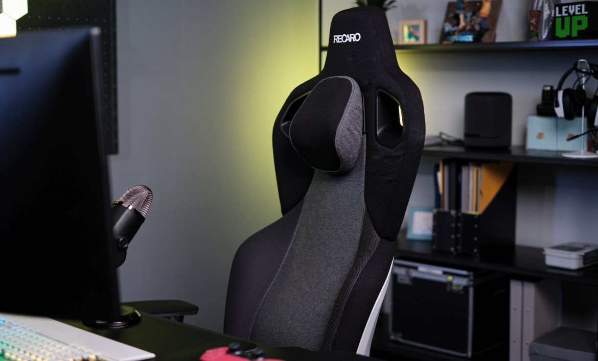 Recaro Exo Platinum Graphite White
