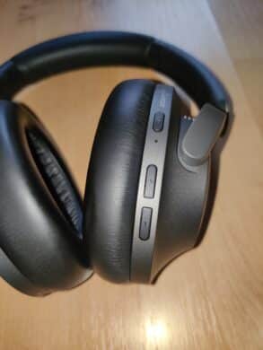 Die Buttons der Kopfhörer