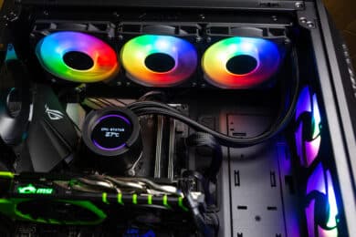 Gigabyte Aorus Liquid Cooler mit den originalen Lüftern