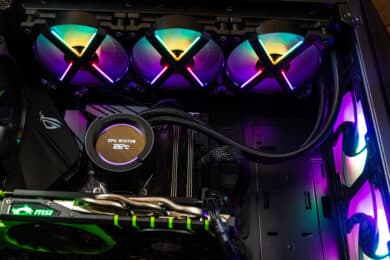 Gigabyte Aorus Liquid Cooler mit DeepCool MF120GT