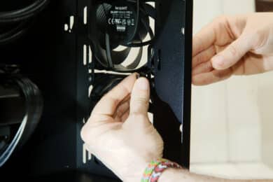 Montage der be quiet! Silent Wings Pro 4