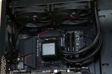 Radiator mit Silent Wings 3