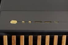 Vergoldete Front-Panel-Anschlüsse am Fractal Design North