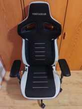 Vorderansicht des Stuhls