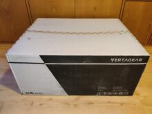 Seitanansicht des Kartons