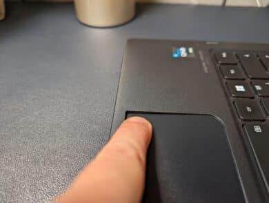 Dynabook Portégé X30W-K-11E Trackpad