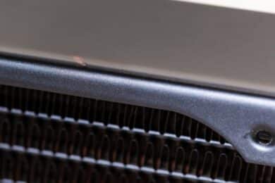 Kante eines Radiators