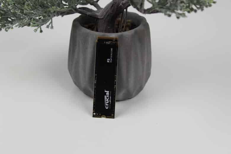 Crucial P3 Frontansicht