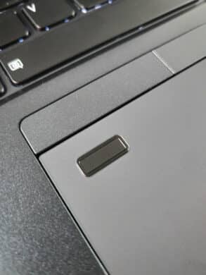 Fingerprint-Sensor mit Touchpad integriert