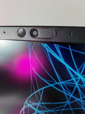 Linse der Webcam mit geöffneter Blende