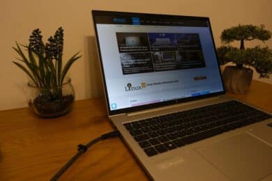 HP EliteBook 865 G9 Display