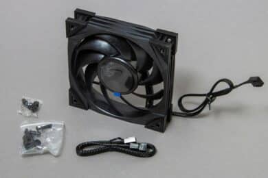 Lieferumfang des MSI MEG Silent Gale P12