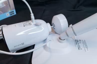 CB3 mit Solarpanel per USB-Kabel verbunden