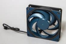 Cooler Master Mobius 120 von vorne