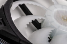 Gezahnte Lüfterblätter