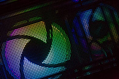 Leuchtende Lüfter von hinten